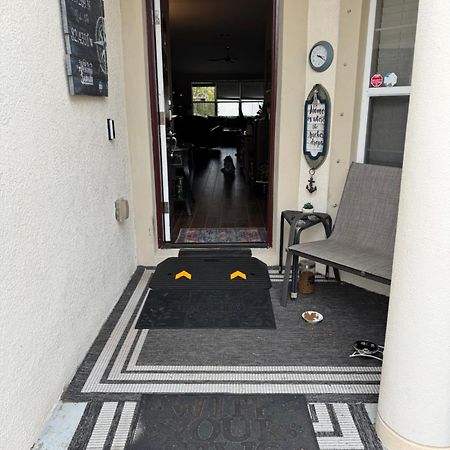 Ruskin Fl Private 2 Bdrm 1 Bath Suite Common Areas Shared With Host And Cat Buitenkant foto
