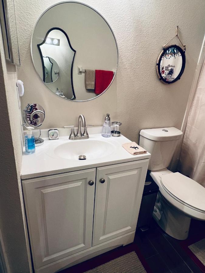 Ruskin Fl Private 2 Bdrm 1 Bath Suite Common Areas Shared With Host And Cat Buitenkant foto