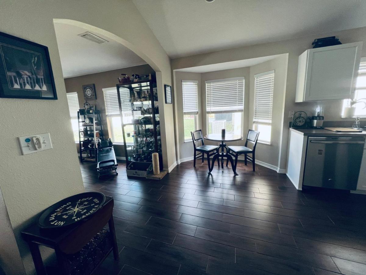 Ruskin Fl Private 2 Bdrm 1 Bath Suite Common Areas Shared With Host And Cat Buitenkant foto