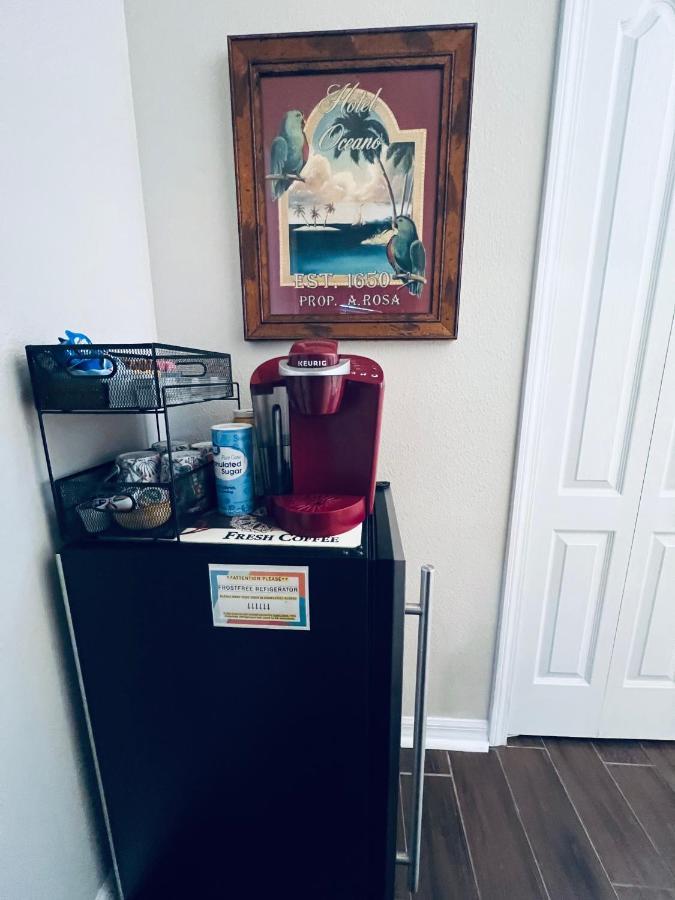 Ruskin Fl Private 2 Bdrm 1 Bath Suite Common Areas Shared With Host And Cat Buitenkant foto