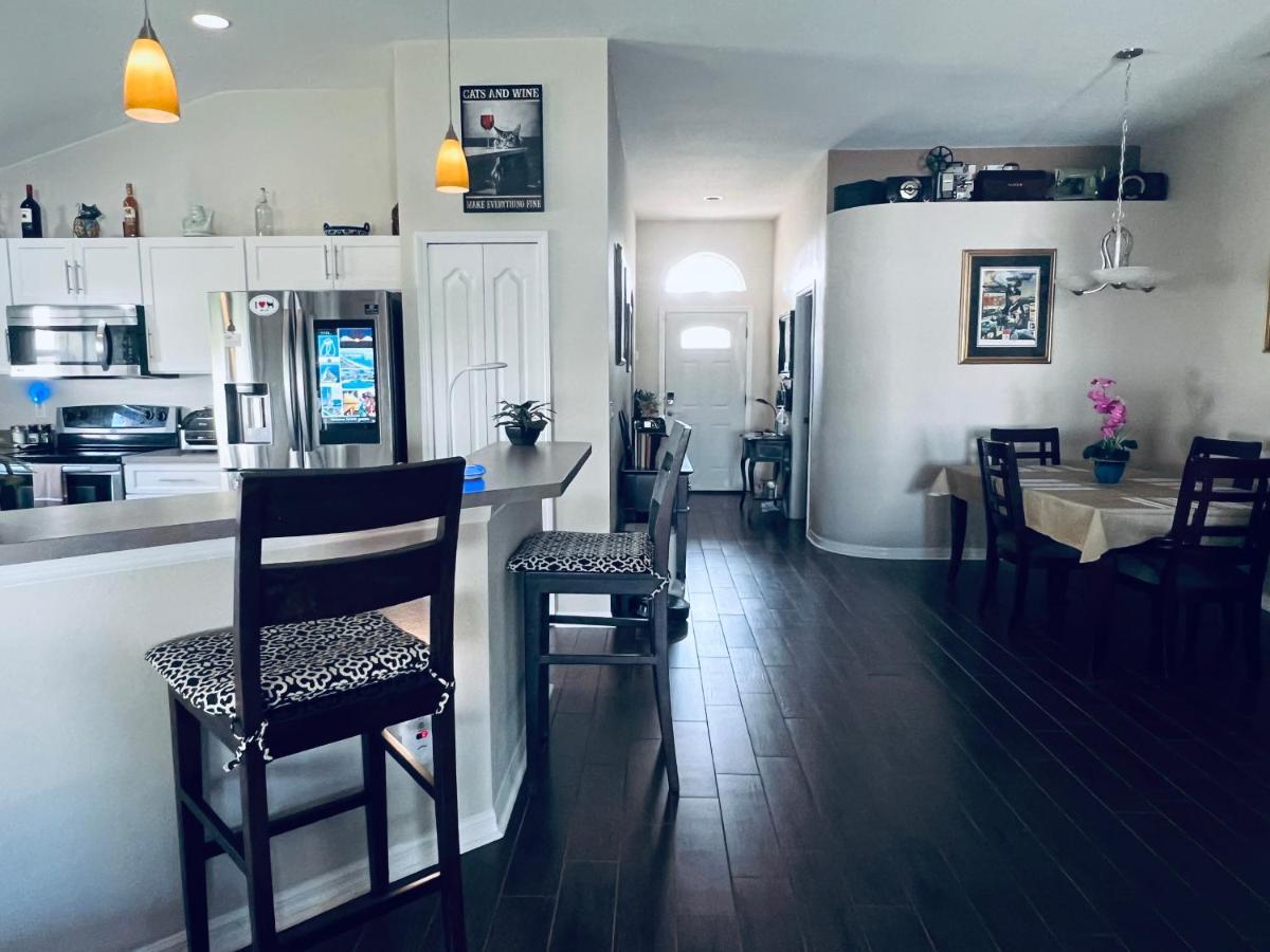 Ruskin Fl Private 2 Bdrm 1 Bath Suite Common Areas Shared With Host And Cat Buitenkant foto