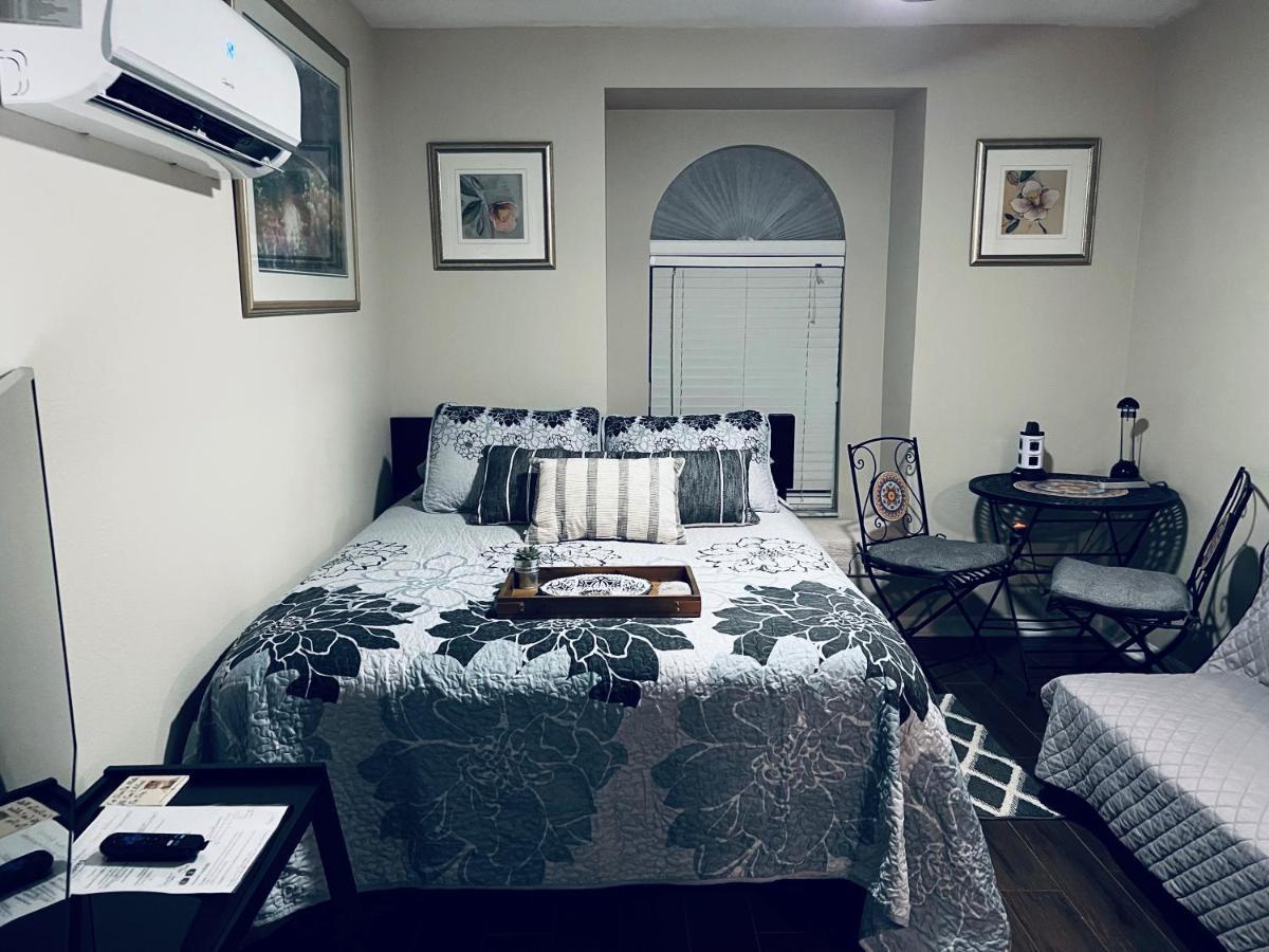 Ruskin Fl Private 2 Bdrm 1 Bath Suite Common Areas Shared With Host And Cat Buitenkant foto